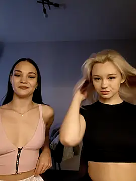 Snapshot of dontrytosearch chatting on November 2025 12:20:01 PM dontrytosearch online show from November 2025 12:20:01 PM