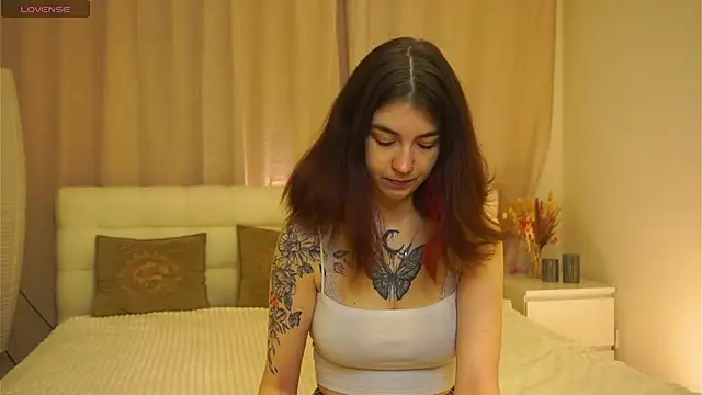 Snapshot of KaKotowski chatting on December 2025 06:10:01 AM KaKotowski online show from December 2025 06:10:01 AM