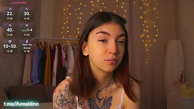 Snapshot of KaKotowski chatting on January 2026 06:17:01 AM KaKotowski online show from January 2026 06:17:01 AM