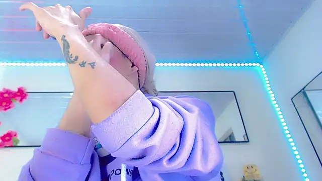 Karla hot777 online show from April 2026 01:41:02 PM