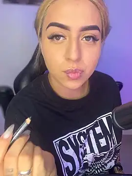 Snapshot of VeloraVyxen_ chatting on November 2025 02:50:02 AM VeloraVyxen online show from November 2025 02:50:02 AM