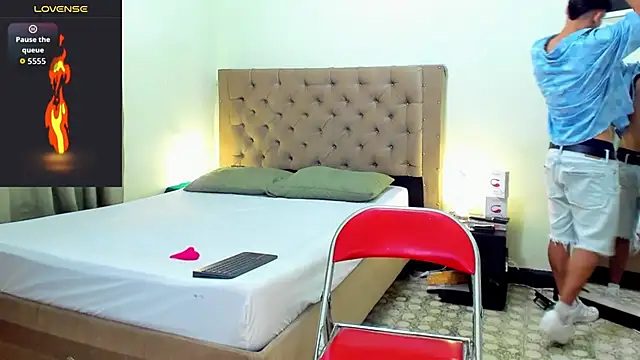 blorelopez online show from January 2026 02:23:01 PM