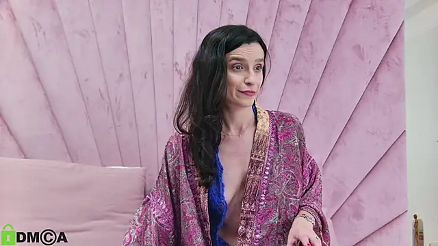 Snapshot of AnnaHarperX chatting on January 2025 07:03:01 PM AnnaHarperX online show from January 2025 07:03:01 PM