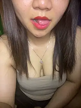 Sunset-yll online show from May 2026 01:33:02 AM