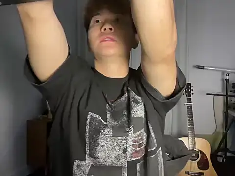 Snapshot of Juhone chatting on November 2025 06:34:01 AM Juhone online show from November 2025 06:34:01 AM