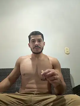 Snapshot of DARG_17 chatting on December 2025 09:58:02 AM DARG 17 online show from December 2025 09:58:02 AM