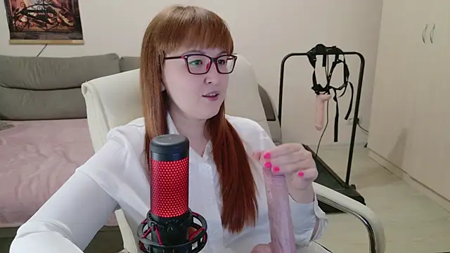 Snapshot of Foxy-lady chatting on November 2025 11:18:01 PM Foxy-lady online show from November 2025 11:18:01 PM