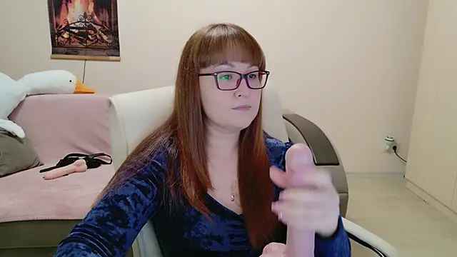 Snapshot of Foxy-lady chatting on November 2025 08:12:01 PM Foxy-lady online show from November 2025 08:12:01 PM