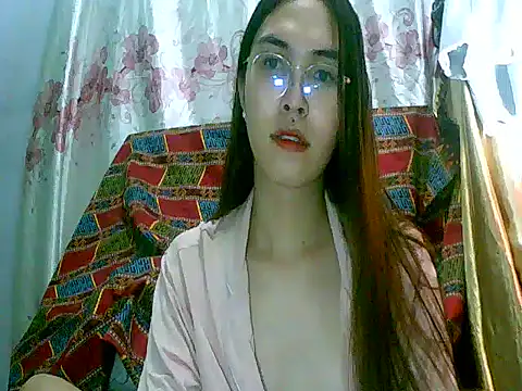 hottest solel online show from December 2025 04:05:01 PM