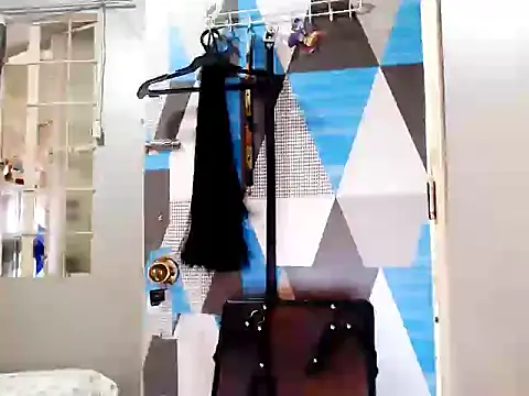 Snapshot of Savannah_Cock chatting on December 2025 07:58:02 AM Savannah Cock online show from December 2025 07:58:02 AM