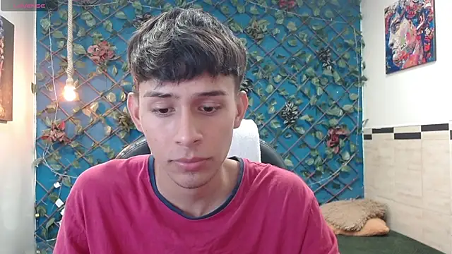 Snapshot of DraxBlade09 chatting on December 2025 07:53:01 PM DraxBlade09 online show from December 2025 07:53:01 PM