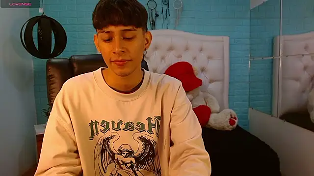 DraxBlade09 online show from February 2026 02:05:02 PM