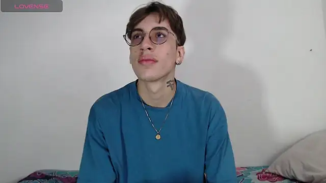 Snapshot of Dio__morningstar chatting on December 2025 02:15:01 PM Dio morningstar online show from December 2025 02:15:01 PM