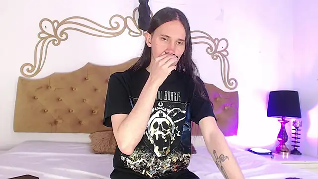 Snapshot of abysskingg chatting on December 2025 12:21:01 PM abysskingg online show from December 2025 12:21:01 PM