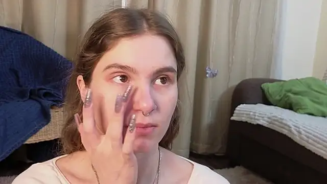 RozanneJordan online show from April 2026 05:15:01 PM