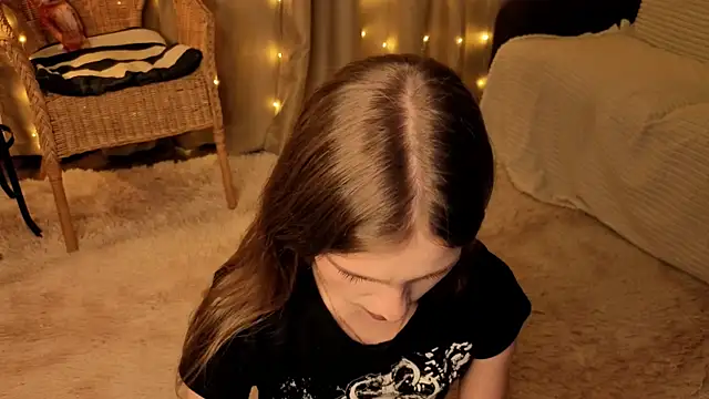 RozanneJordan online show from May 2026 05:20:02 PM