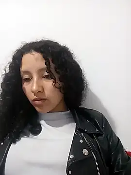 Snapshot of pettymoon1 chatting on December 2025 09:42:01 PM pettymoon1 online show from December 2025 09:42:01 PM