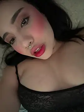 emy eviee online show from April 2026 03:21:01 PM