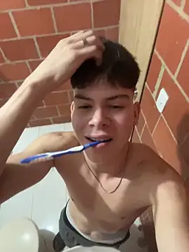 Snapshot of Handsome_boys69 chatting on December 2025 01:43:02 AM Handsome boys69 online show from December 2025 01:43:02 AM