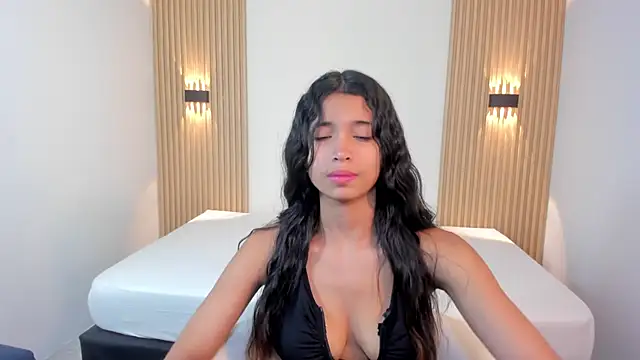 Snapshot of Ashleycooper5 chatting on December 2025 08:36:02 PM Ashleycooper5 online show from December 2025 08:36:02 PM