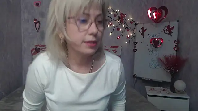 LaurenWishy online show from February 2026 06:09:01 AM