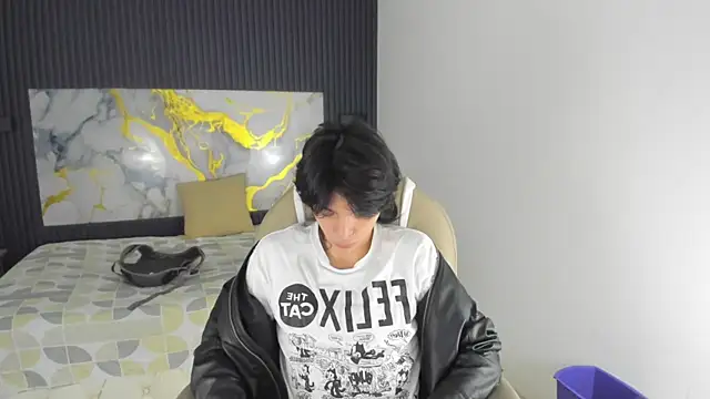 Snapshot of Sylasfrost chatting on December 2025 07:33:02 PM Sylasfrost online show from December 2025 07:33:02 PM