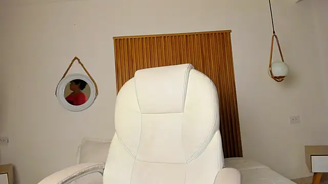 Alaska deluxe online show from February 2026 11:33:01 PM