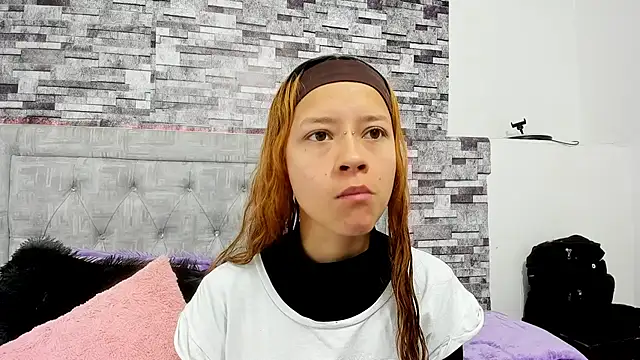 Snapshot of Anny_willians chatting on November 2025 02:29:02 PM Anny willians online show from November 2025 02:29:02 PM