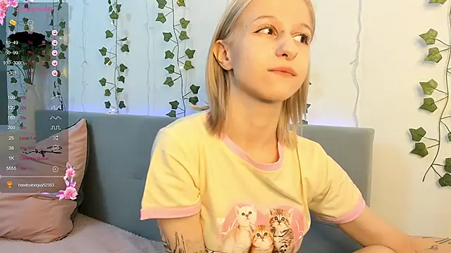 Annyme0w online show from December 2025 10:35:02 AM