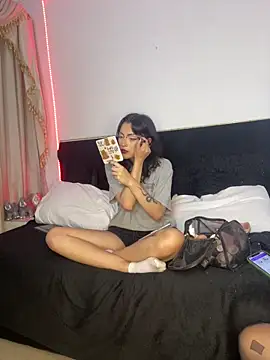 Alice Dark21 online show from November 2025 03:52:01 AM