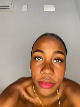 Snapshot of Onix_couple chatting on December 2025 07:21:02 PM Onix couple online show from December 2025 07:21:02 PM