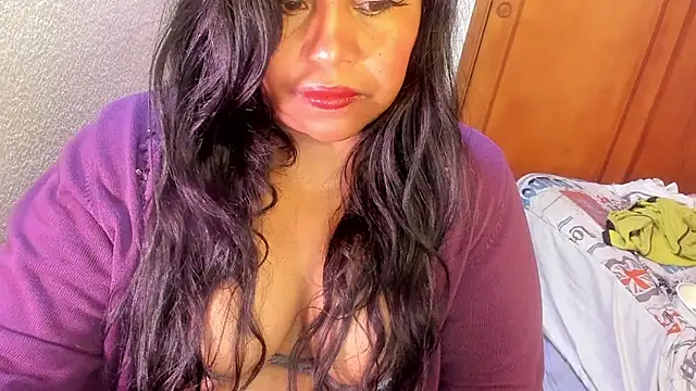 ebonycamelia online show from April 2026 05:41:01 PM