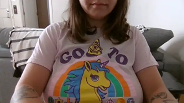 Snapshot of xxxluana chatting on December 2025 04:02:01 PM xxxluana online show from December 2025 04:02:01 PM