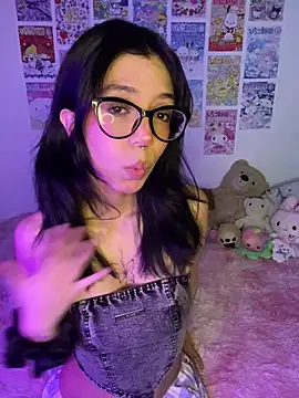 Valen-Foxx1 online show from December 2025 05:58:02 AM