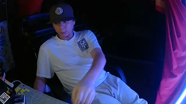 Bowerboi online show from November 2025 09:21:01 AM