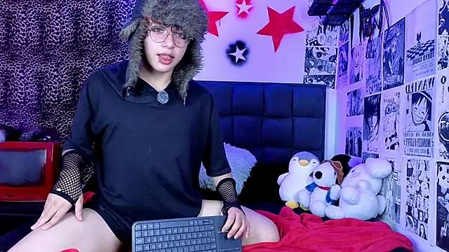 Snapshot of Apolo_Ushi chatting on November 2025 07:57:01 PM Apolo Ushi online show from November 2025 07:57:01 PM