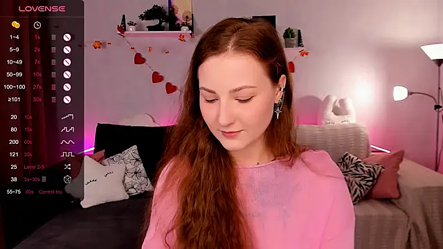 Snapshot of velvet_cherry_ chatting on November 2025 09:09:02 AM velvet cherry online show from November 2025 09:09:02 AM