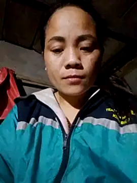 Snapshot of bela-hayes chatting on November 2025 12:51:01 PM bela-hayes online show from November 2025 12:51:01 PM