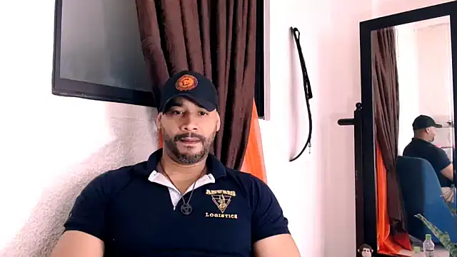 musclehetero online show from June 2026 05:59:01 PM
