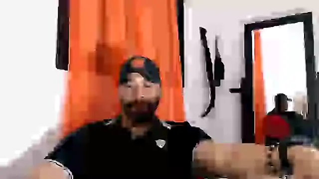 musclehetero online show from June 2026 10:41:02 AM