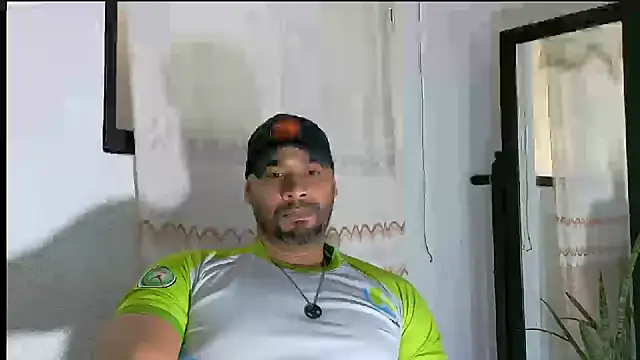 musclehetero online show from July 2026 02:13:02 PM