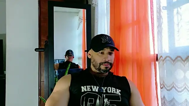 musclehetero online show from July 2026 11:50:02 AM