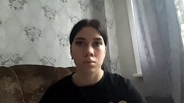 Snapshot of DebbiGoodknight chatting on December 2025 09:40:01 AM DebbiGoodknight online show from December 2025 09:40:01 AM