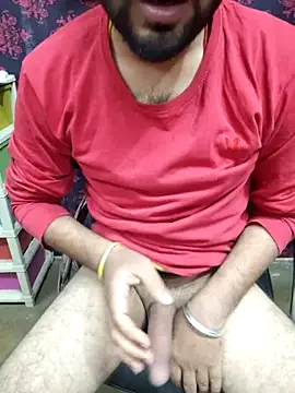 Snapshot of Cute_Lucky chatting on November 2025 04:04:01 AM Cute Lucky online show from November 2025 04:04:01 AM