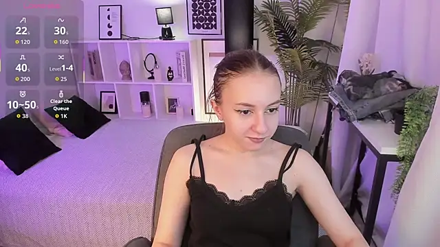 Snapshot of BeautifulSnake chatting on December 2025 08:37:02 PM BeautifulSnake online show from December 2025 08:37:02 PM