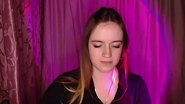 Snapshot of Illa_May chatting on December 2025 07:53:02 PM Illa May online show from December 2025 07:53:02 PM