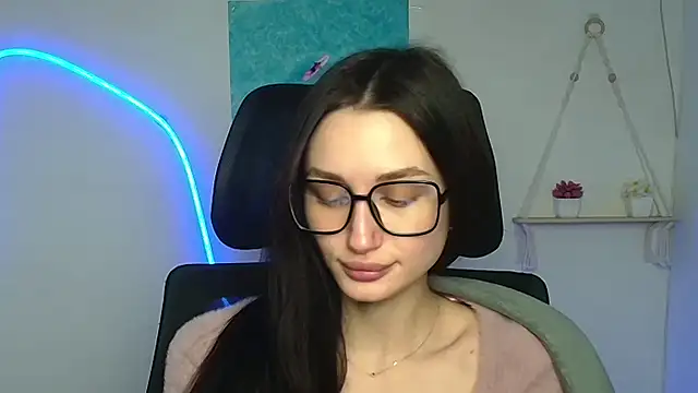 Stella XO online show from February 2026 07:04:01 AM