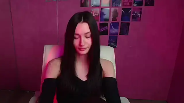 Snapshot of Stella_XO chatting on April 2026 05:19:08 AM Stella XO online show from April 2026 05:19:08 AM