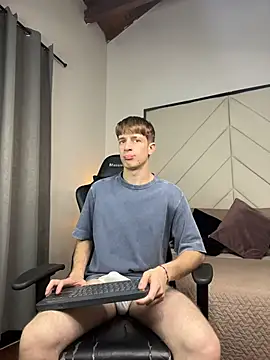 Snapshot of Ostin_Saints chatting on November 2025 12:17:01 PM Ostin Saints online show from November 2025 12:17:01 PM