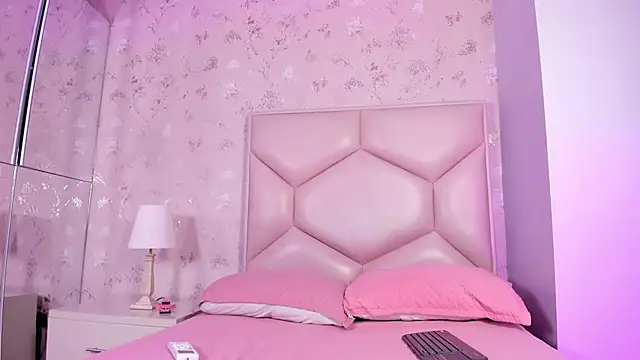 Snapshot of Hada_Potter chatting on December 2025 07:21:02 PM Hada Potter online show from December 2025 07:21:02 PM